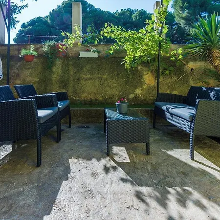 Floral Apartamento Pula