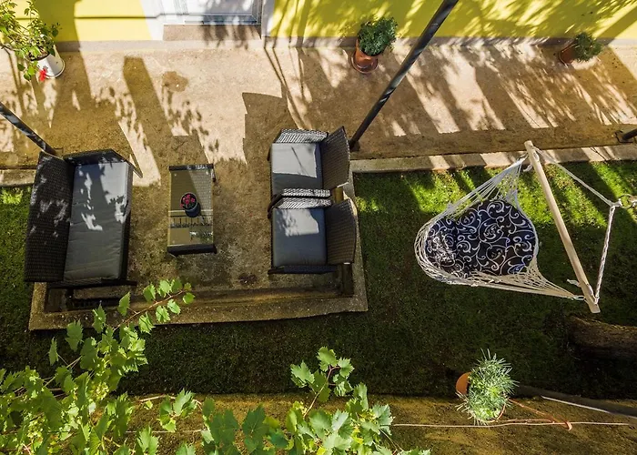 Floral Apartament Pula