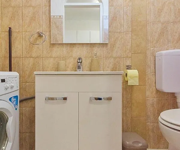 Apartament Floral Pula